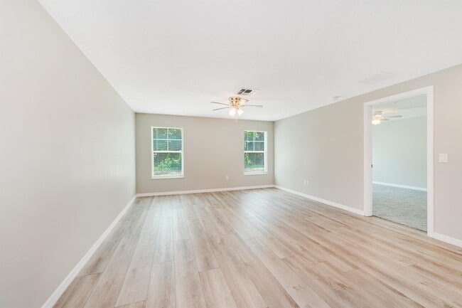 Photo - 255 Taylor Ln