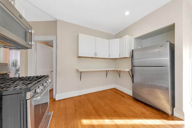 Photo - 301 Alewife Brook Pky