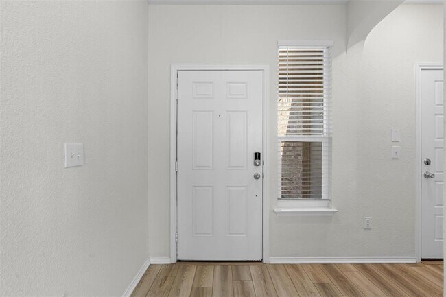 Photo - 7705 Song Sparrow Dr.