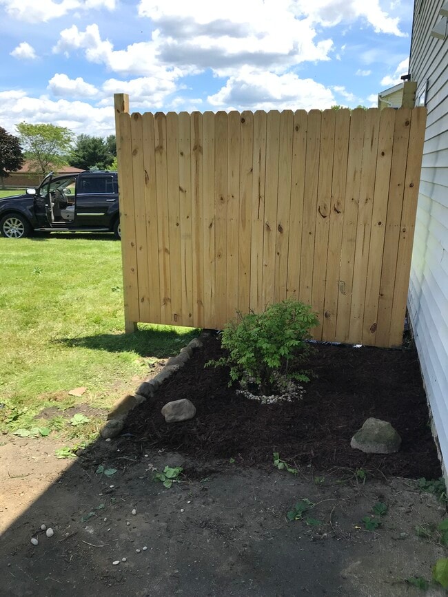 Photo - 1587 Athena Dr