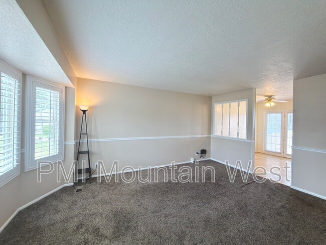 Photo - 1020 E 1275 N