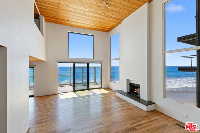 Building Photo - 32060 Pacific Coast Hwy Rental