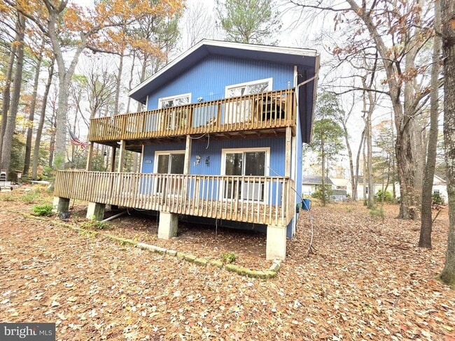 Building Photo - 13 Sailors Way