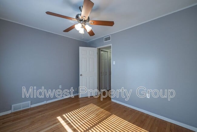 Photo - 2507 S Big Bend Blvd