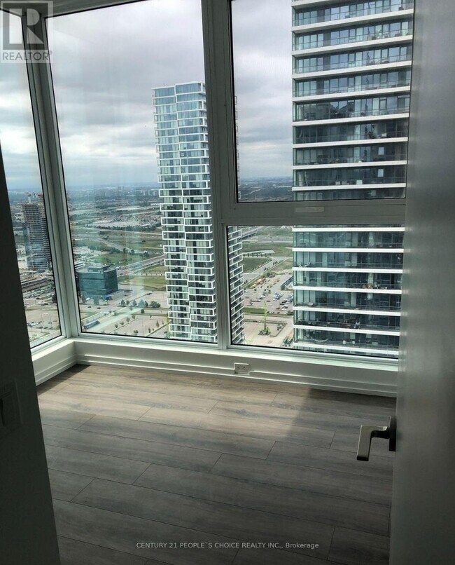 Photo - 1000 Portage Pkwy Unité 5011