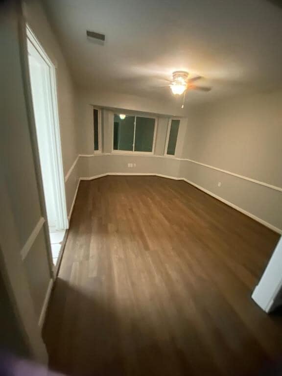 Photo - 5710 Glenmere Ln