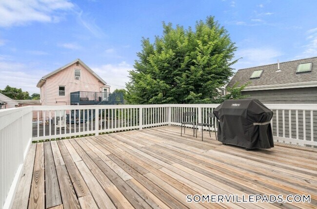 Photo - 16 Pitman St