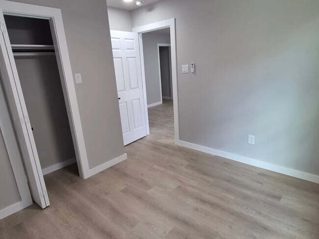 Photo - 7909 Ford St