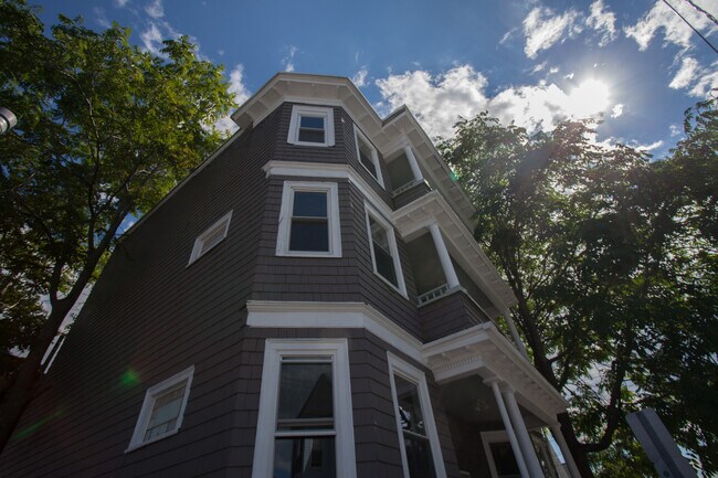 Photo - 6 Hinckley St Apartments Unit 1