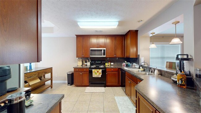 Photo - 8908 Ashland Park Pl