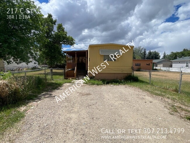 Photo - 217 C St