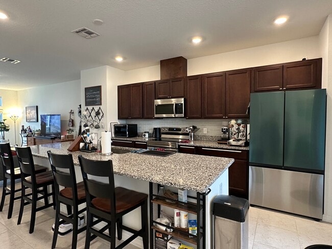 Photo - 12460 Koshiba Alley