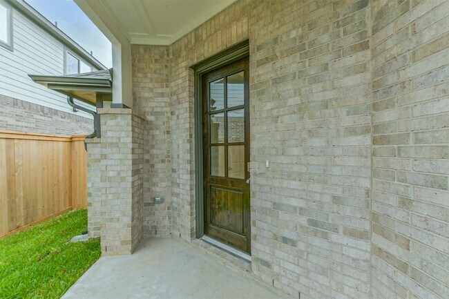 Photo - 455 Mathis Lk Ct