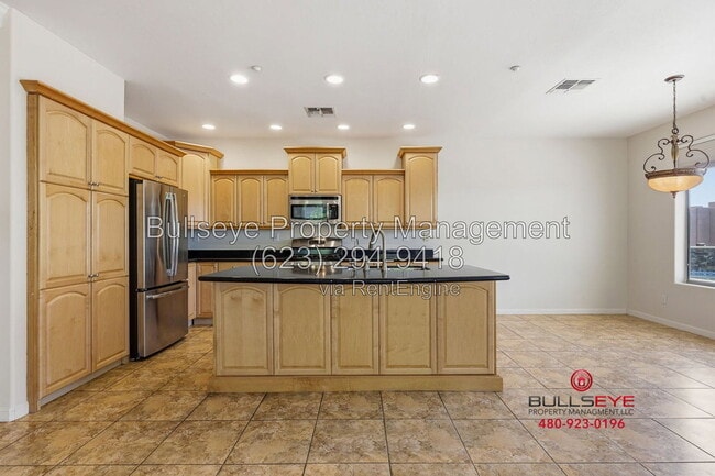 2927 W Plum Hollow Dr