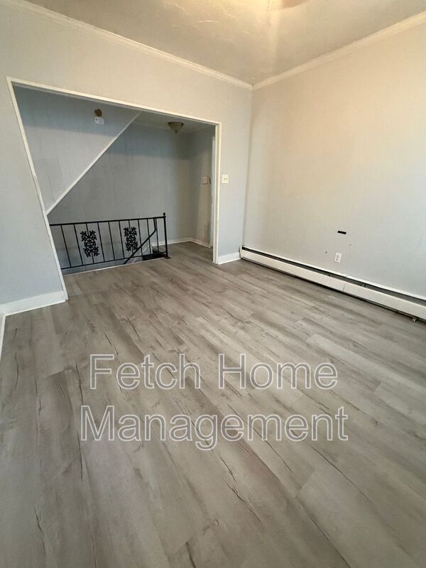Photo - 1027 E Market St