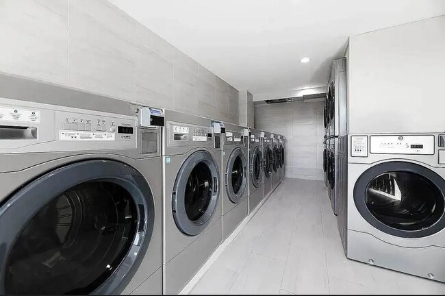 Photo - 1 bedroom in JACKSON HEIGHTS NY 11372 Unidad 303B