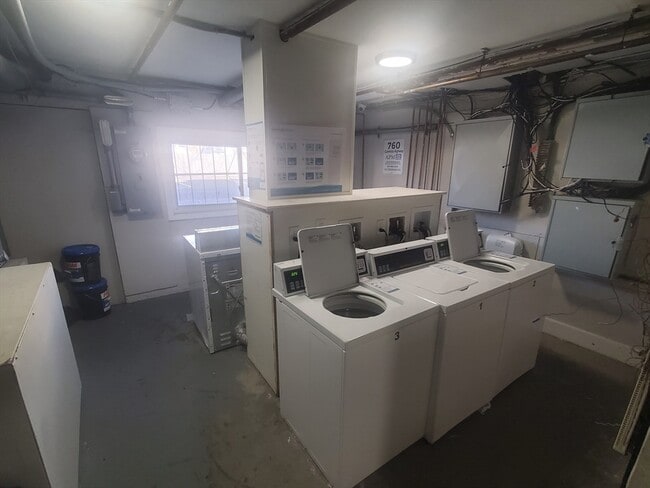 Photo - 760 Cummins Hwy Unit 26