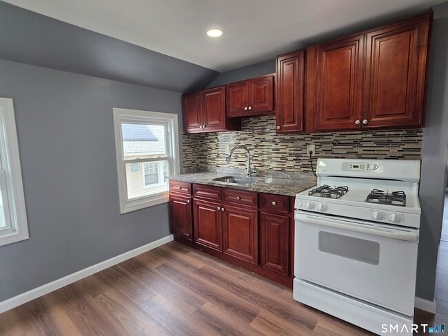 Photo - 68-70 Westfield Avenue Unit