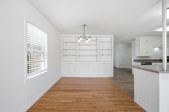 Photo - 3302 28th St