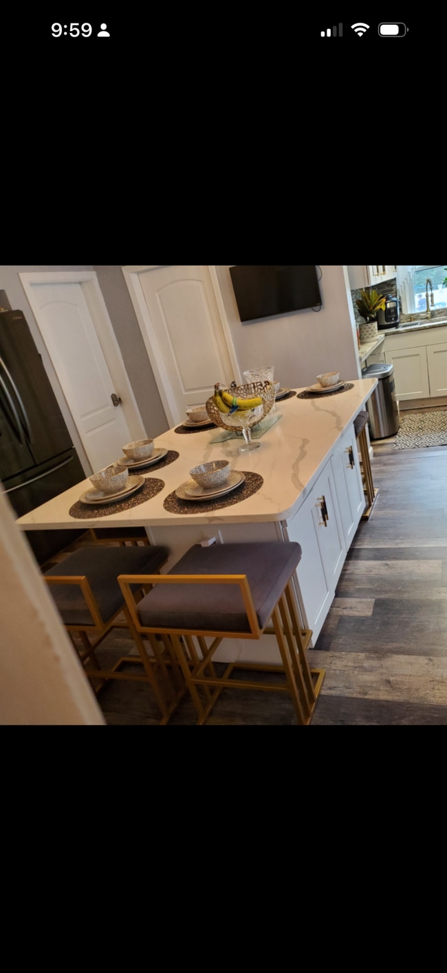 Dining room - 544 Power Rd Unit one