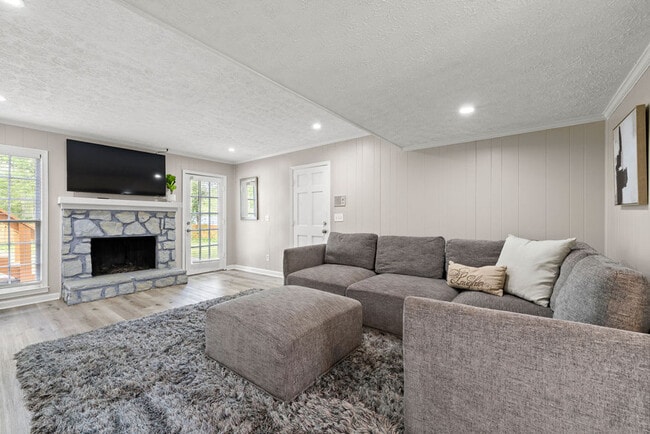 Photo - 673 Fairfield Drive Unit ID1019257P