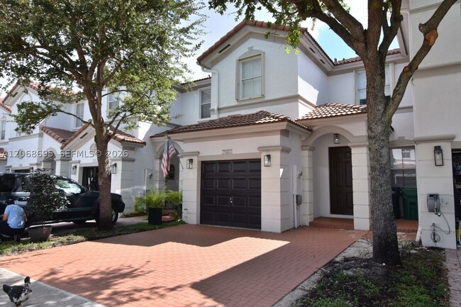 7855 NW 110th Ave