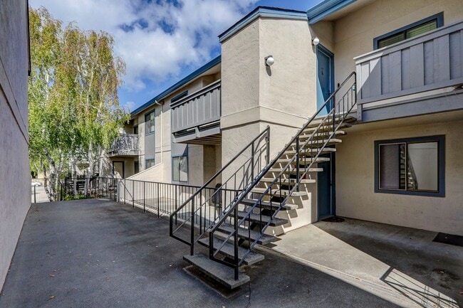 Photo - 845 Woodside Way Unit 209