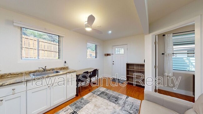 Photo - 4566 Sierra Dr Unidad Downstairs