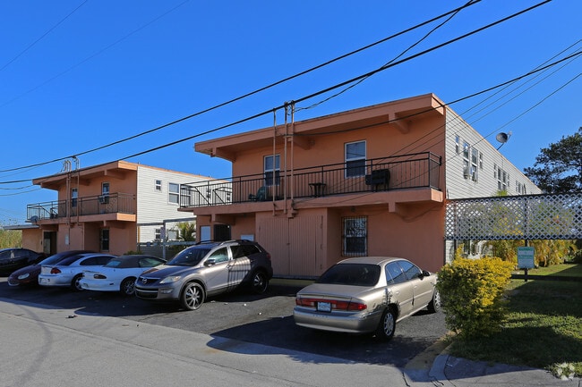 Streamline Apartments - Streamline Apartments