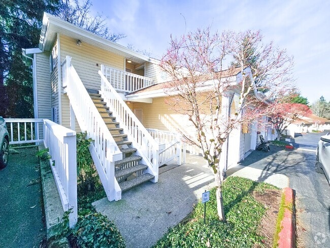 Building Photo - Coming Soon! Cozy top floor 2 Bed, 2 Bath ... Unit 6-301 Rental