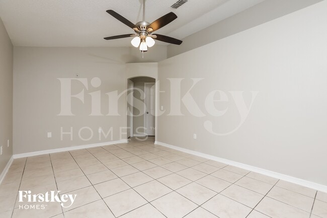 Photo - 662 Armadillo Dr