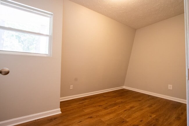 Photo - Rustwood Unidad 207 Rustwood Drive