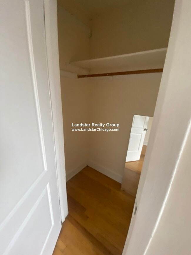 Photo - 3205 W Sunnyside Ave Unidad 3F