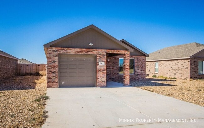 2403 N. Ave. N- - 2403 N. Ave. N- House