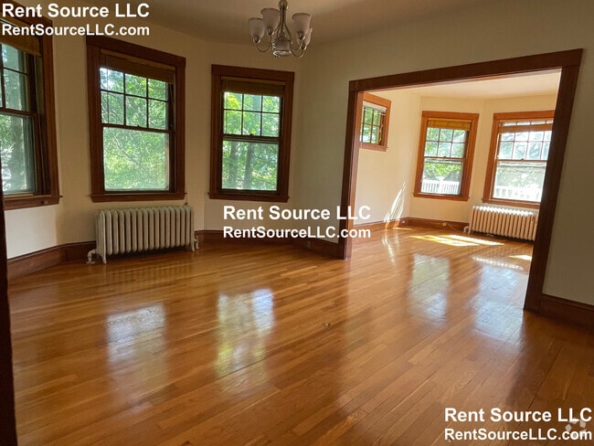 Building Photo - 111 Russett Rd Rental