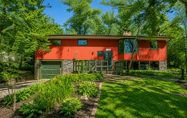 Building Photo - 2512 Timber Dr