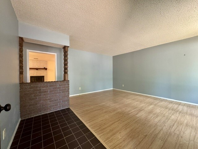 Photo - 205 E Henson Ave