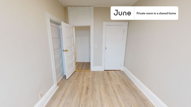 Photo - Room in Shared 4 bed/1 bath home Unidad A