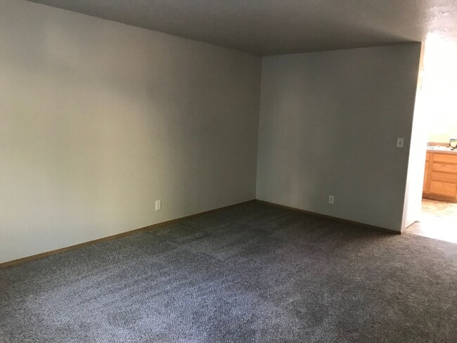 Photo - 150 NE 5th St Unit 3