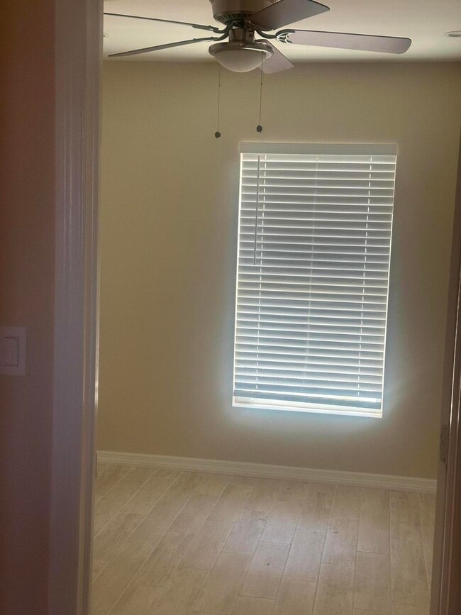 Photo - 704 N 18th St