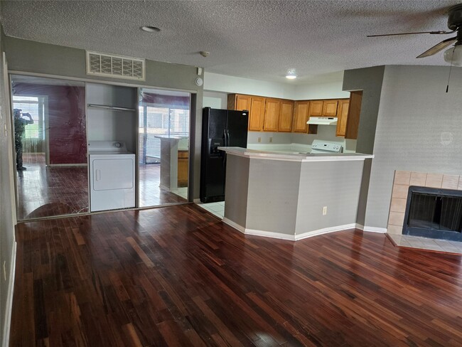 Photo - 2300 Old Spanish Trl Unit 1127