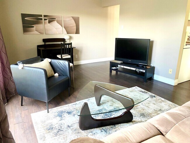 Photo - 7945-7945-82 82 Ave NW Unité 302.F