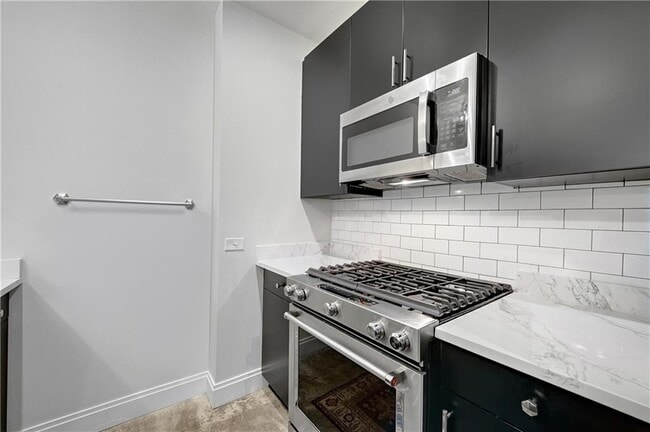 Photo - 905 Juniper St NE Unidad 309