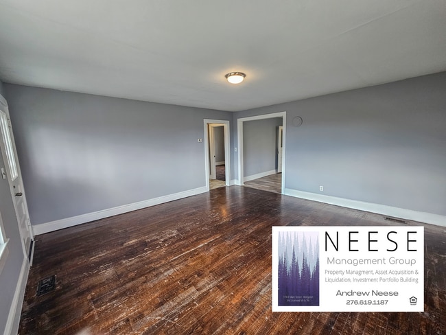 Photo - 639 Patton St NW