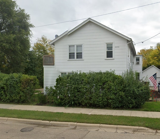 Photo - 2235 Center Ave Unit Apartment 3