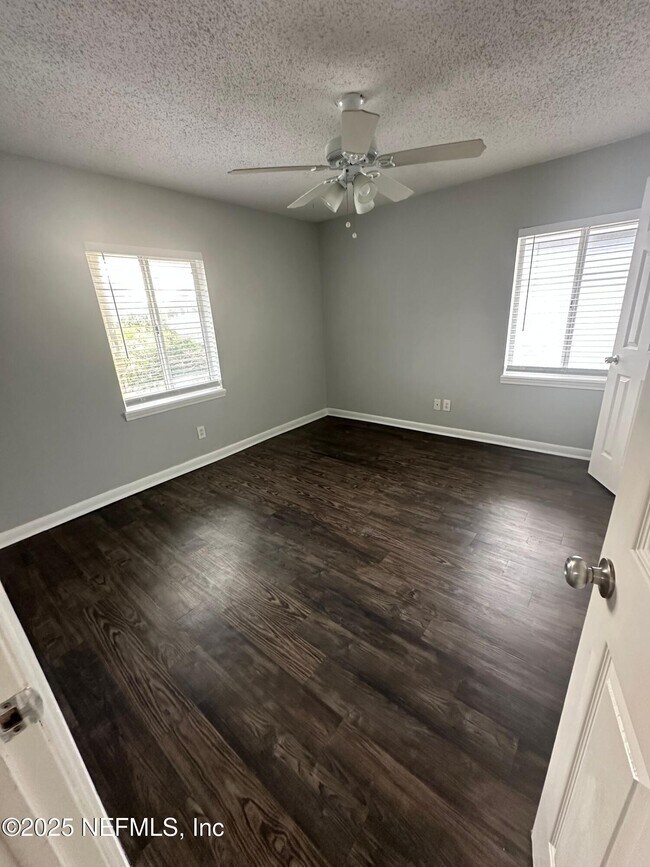 Photo - 402 8th St S Unit 6