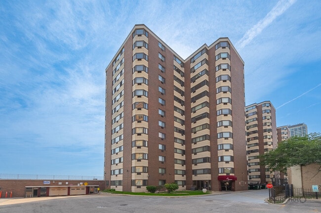 Building Photo - 7337 S South Shore Dr Unit 1231