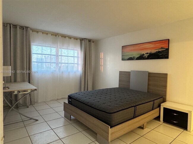 Photo - 2200 E Hallandale Beach Blvd Unit 605