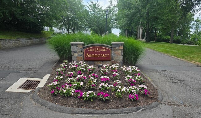 Photo - 151 Shelter Rock Rd Townhome