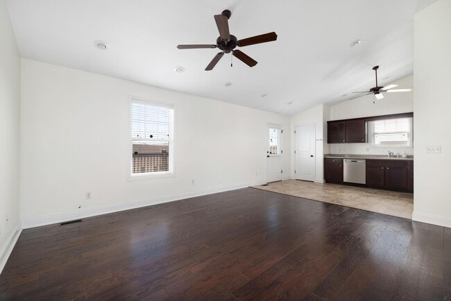 Photo - 2128 Ida Sue Dr